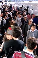 'Golden Week' return-trip congestion continues